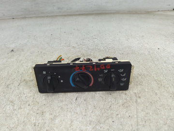 2001 Ford F350sd Climate Control Module Temperature AC/Heater Replacement Fits OEM Used Auto Parts - Oemusedautoparts1.com