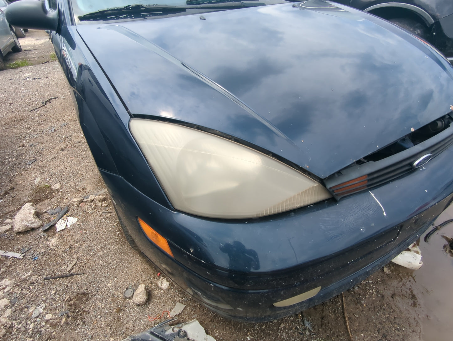 2000-2002 Ford Focus Passenger Right Oem Head Light Headlight Lamp - Oemusedautoparts1.com