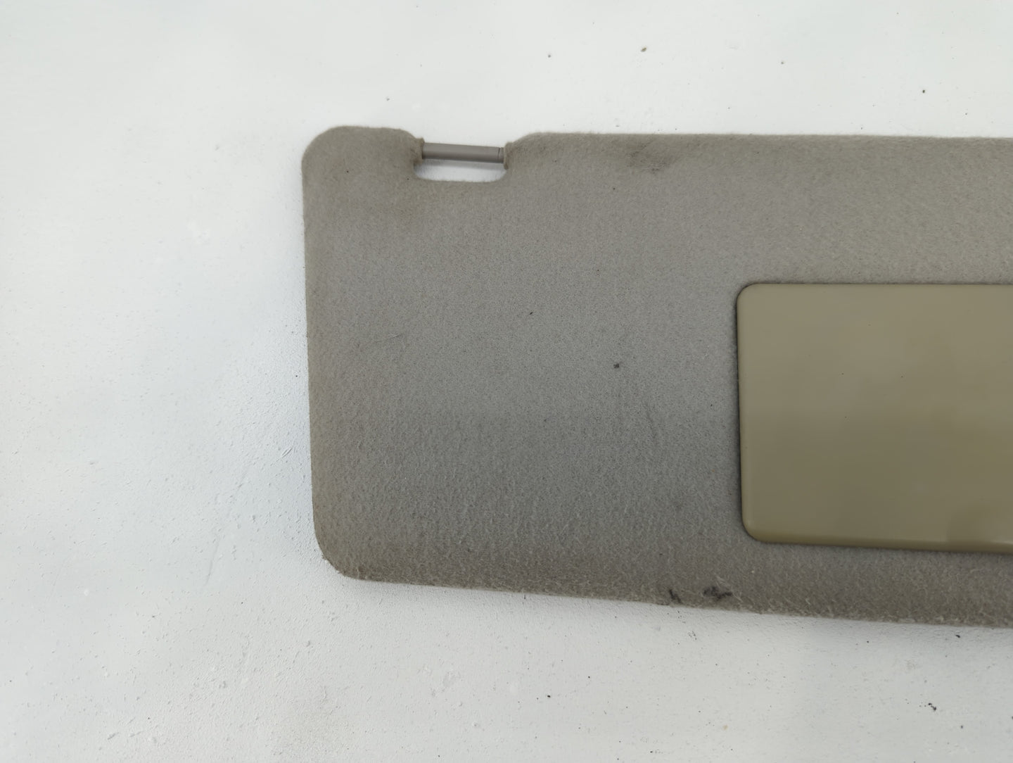 2000-2004 Ford Focus Sun Visor Shade Replacement Passenger Right Mirror Fits Fits 2000 2001 2002 2003 2004 OEM Used Auto Par