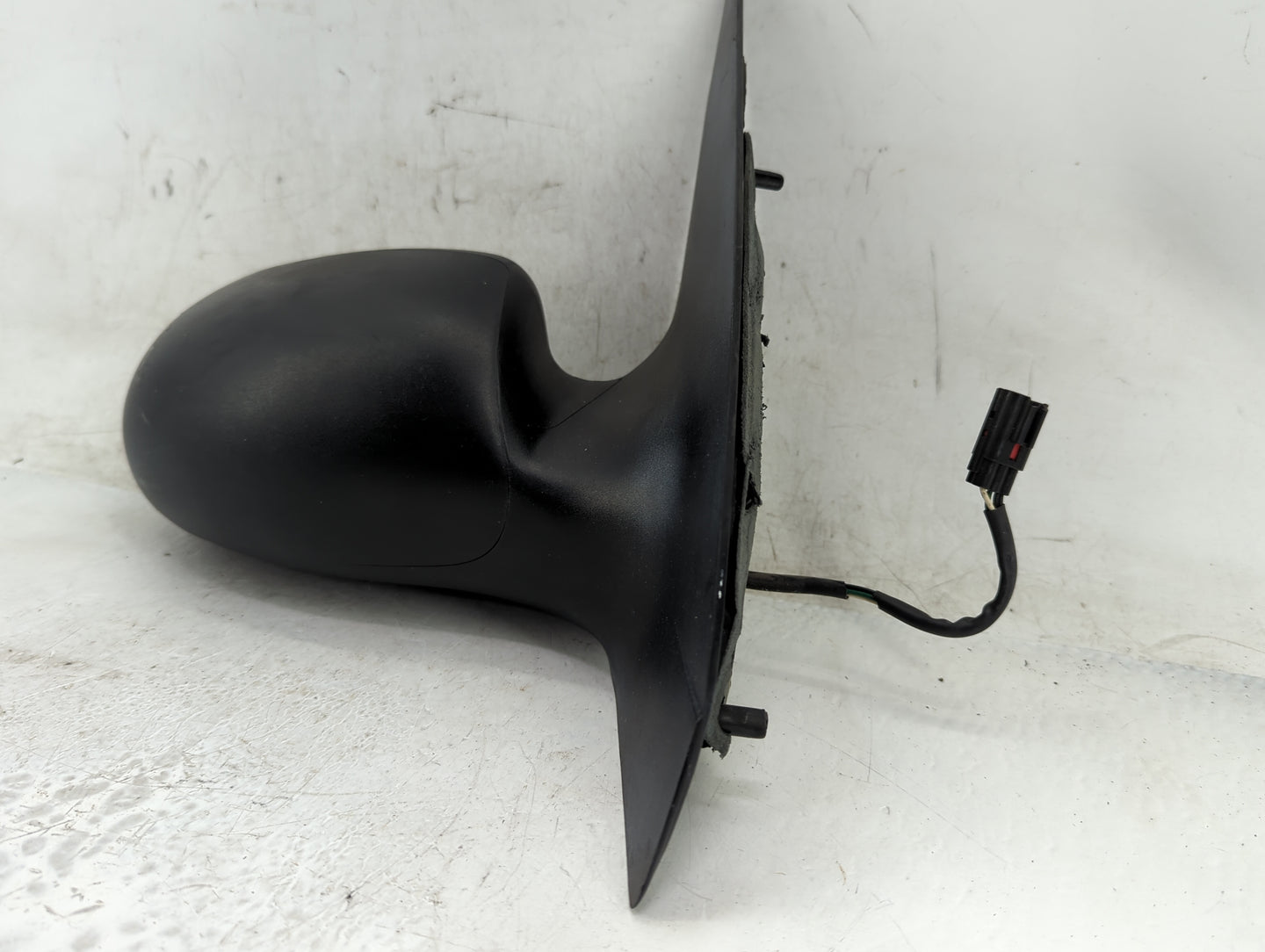 2000-2007 Ford Focus Passenger Side View Mirror - Right Door Mirror OEM Used - Oemusedautoparts1.com