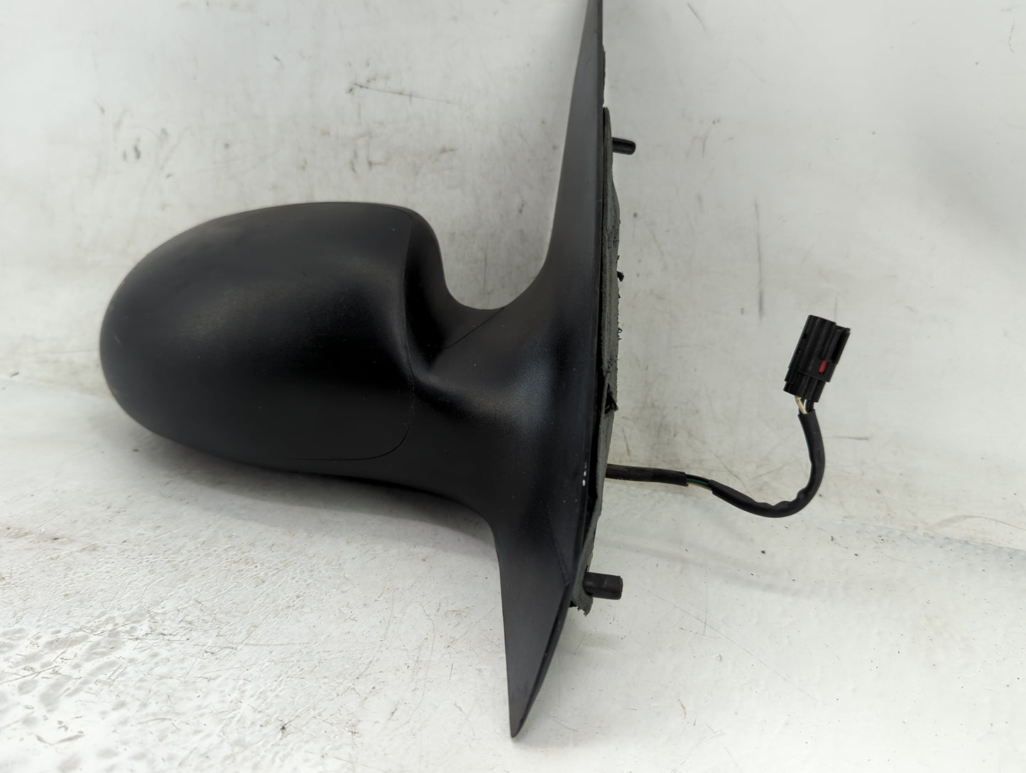 2000-2007 Ford Focus Passenger Side View Mirror - Right Door Mirror OEM Used - Oemusedautoparts1.com
