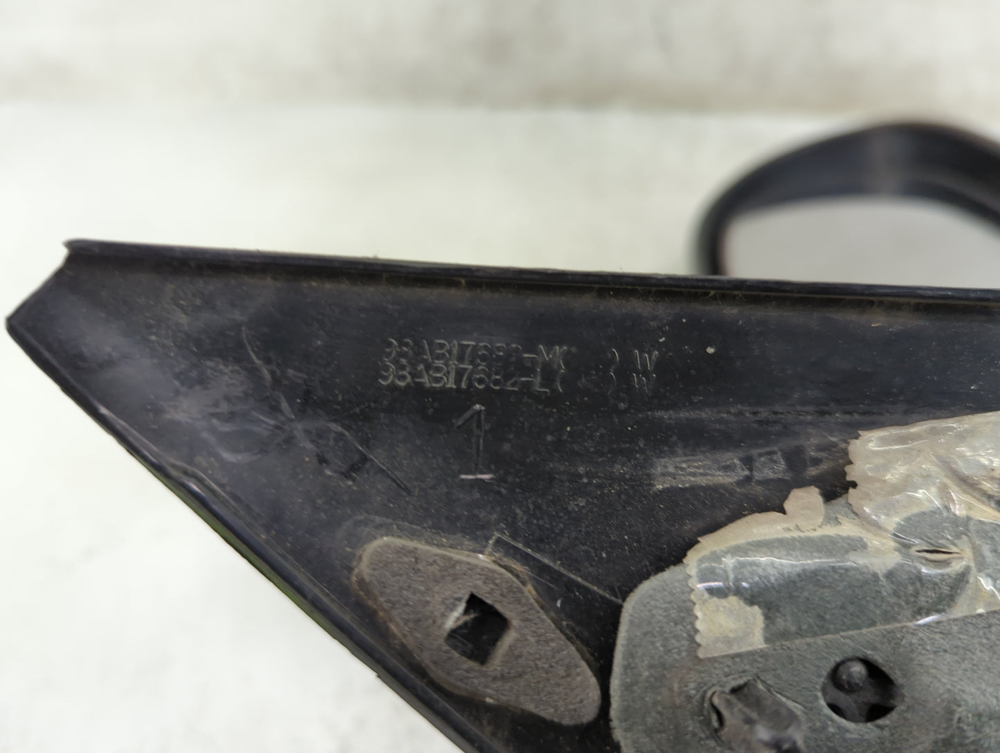 2000-2007 Ford Focus Passenger Side View Mirror - Right Door Mirror OEM Used - Oemusedautoparts1.com