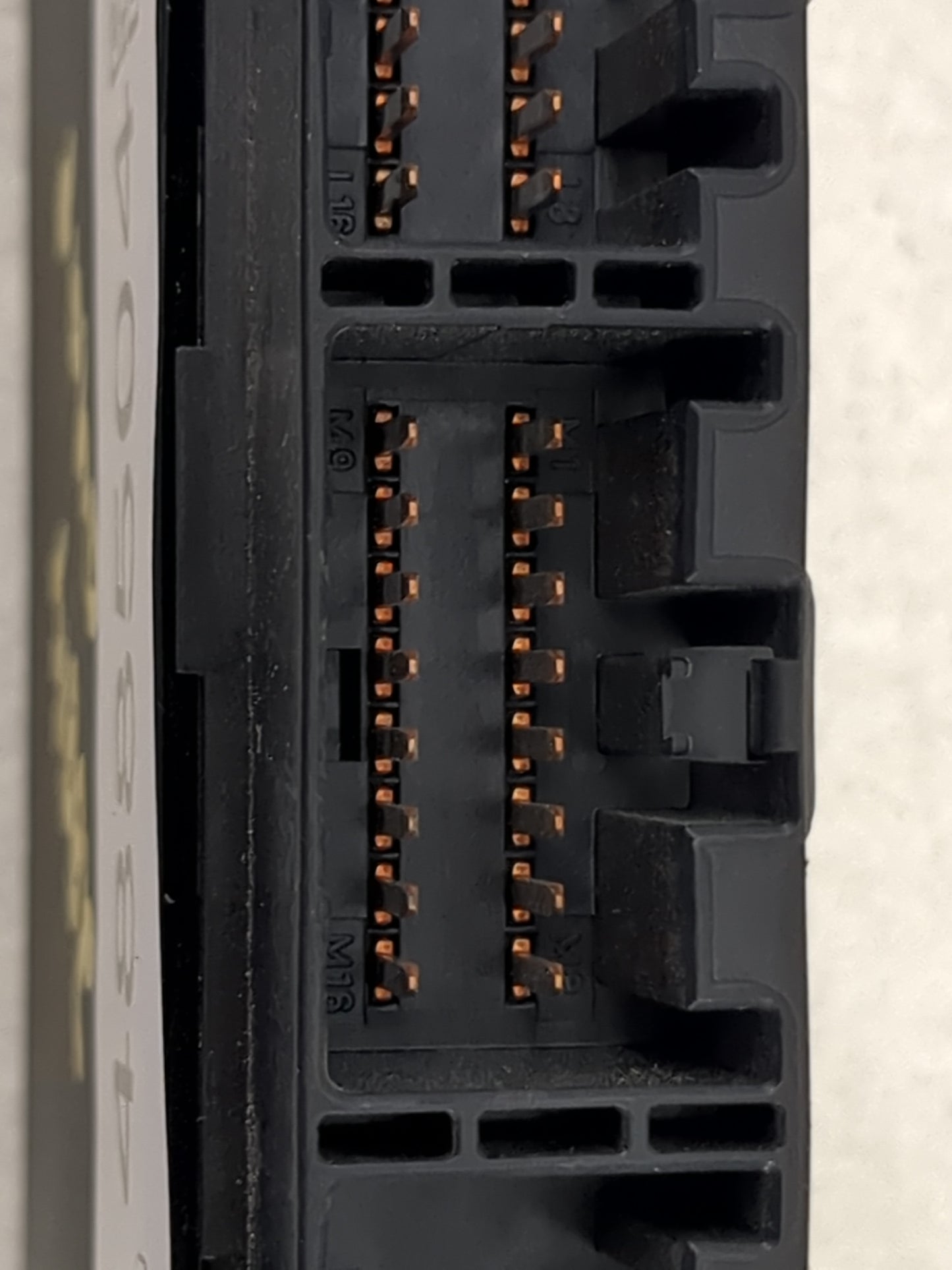 2001-2001 Ford Focus Theft-locking Control Module - Oemusedautoparts1.com
