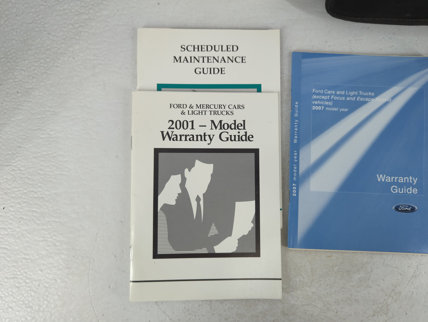 2001 Ford Focus Owners Manual Book Guide P/N:1S4J-19A321-BB OEM Used Auto Parts - Oemusedautoparts1.com