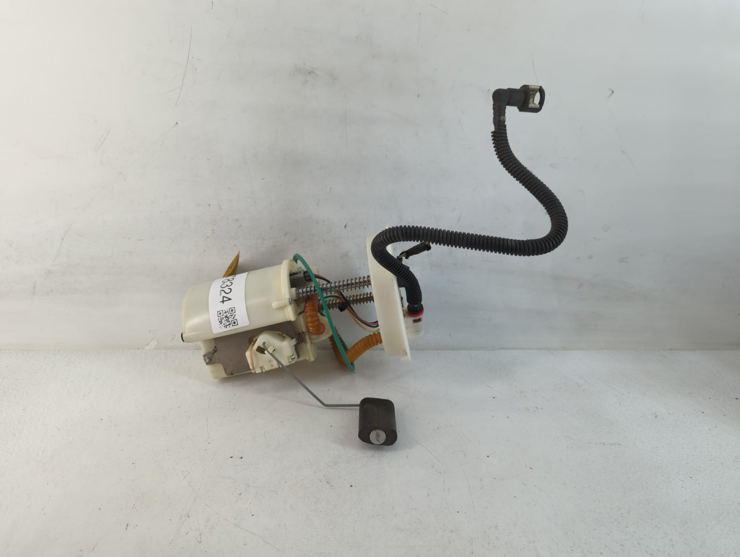 2000-2001 Ford Focus Electrical Gas Fuel Pump Assembly - Oemusedautoparts1.com