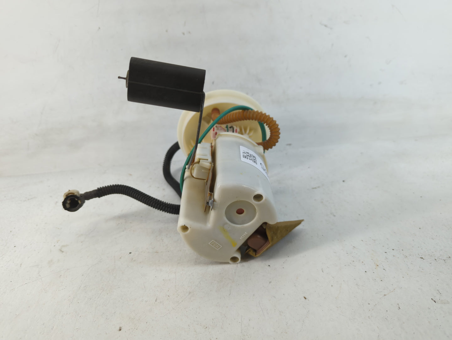 2000-2001 Ford Focus Electrical Gas Fuel Pump Assembly - Oemusedautoparts1.com