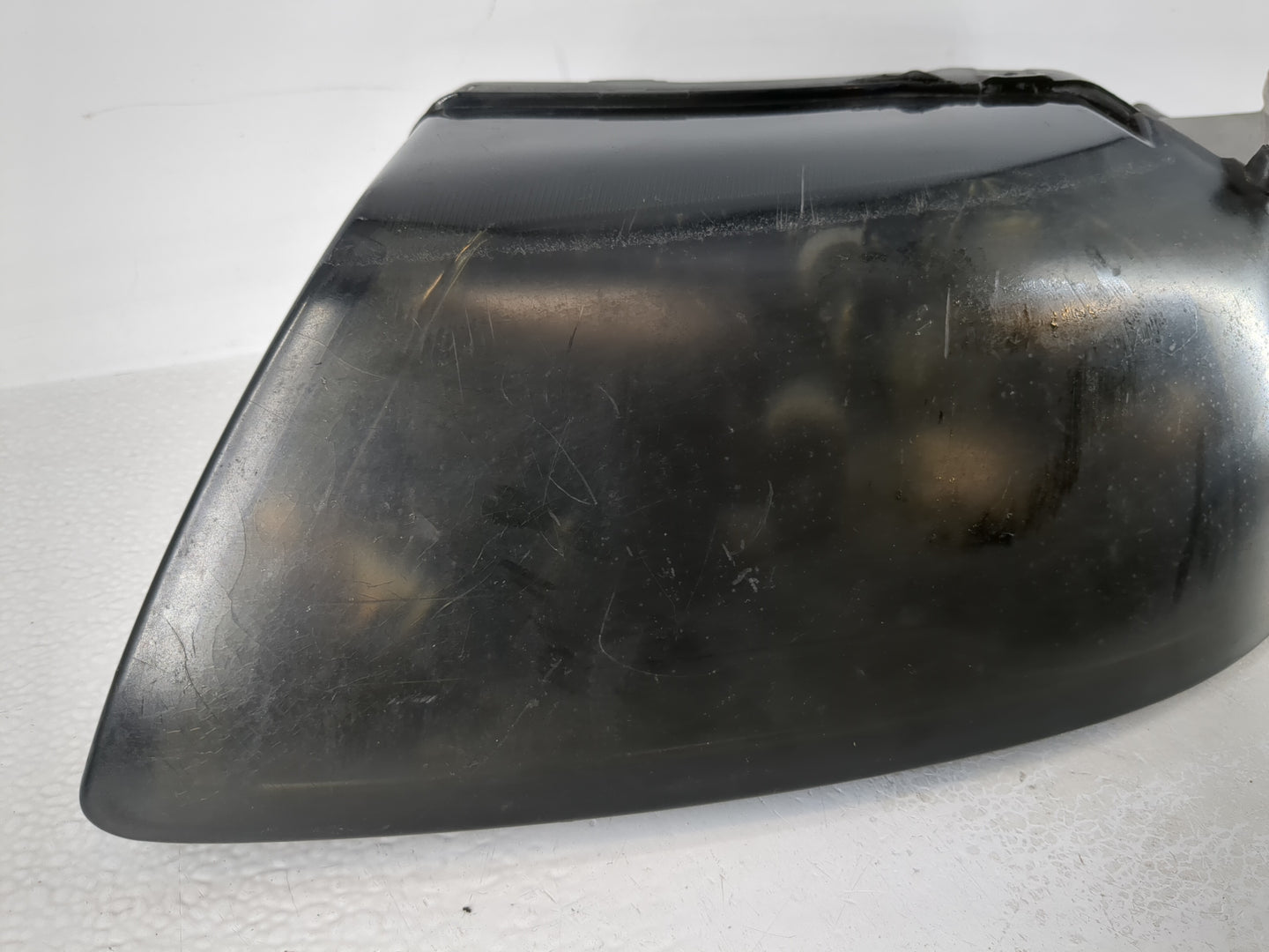 2001-2004 Ford Mustang Driver Left Oem Head Light Headlight Lamp - Oemusedautoparts1.com
