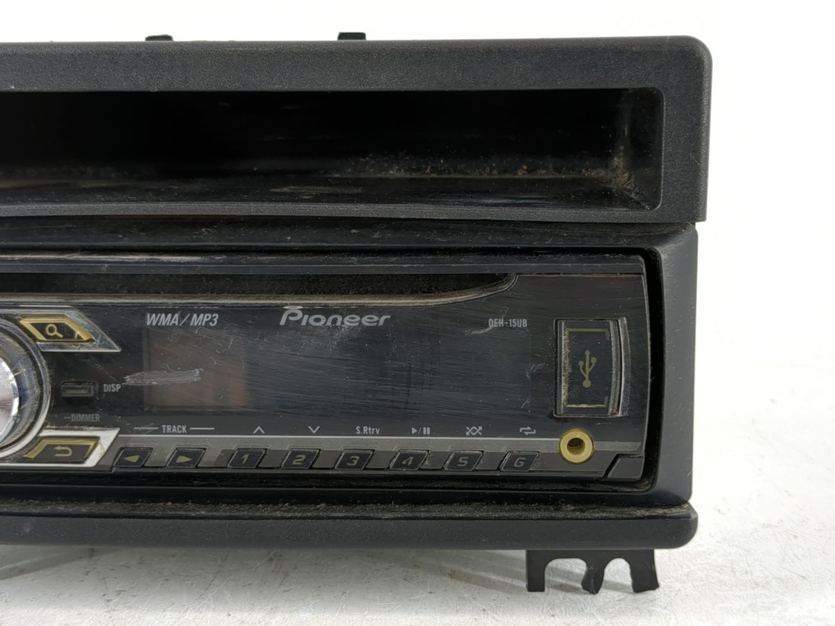2001-2004 Ford Mustang Radio AM FM Cd Player Receiver Replacement P/N:84938 17715 Fits Fits 2001 2002 2003 2004 OEM Used Aut