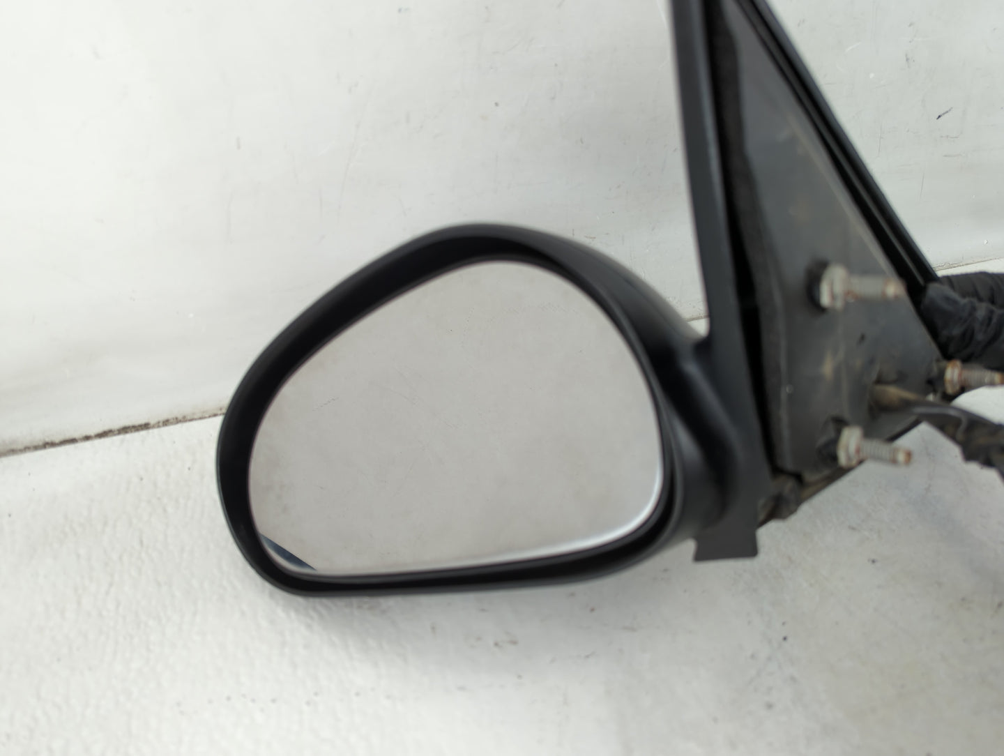 1999-2004 Ford Mustang Driver Side View Mirror - Left Door Mirror OEM Used - Oemusedautoparts1.com