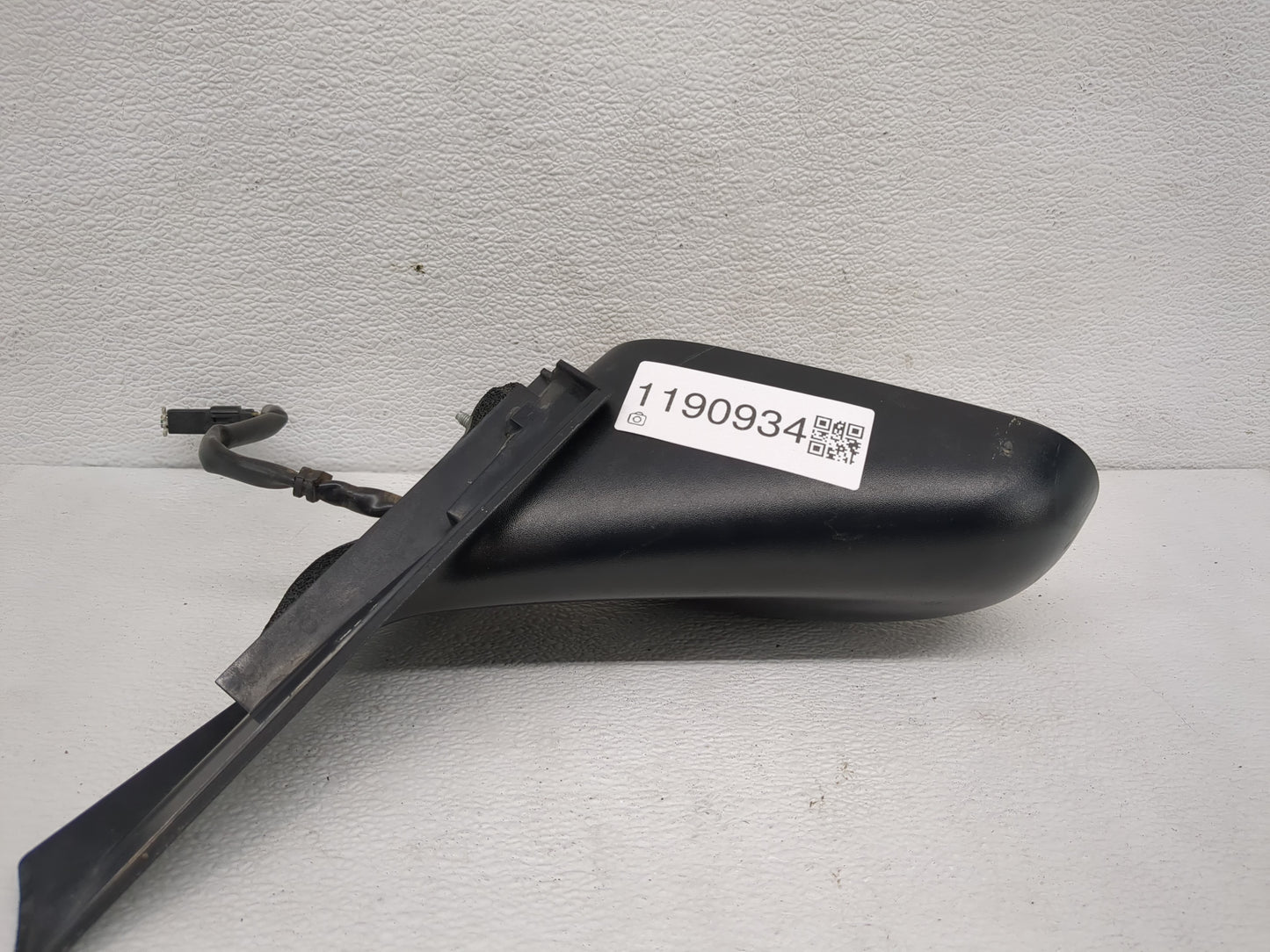 1999-2004 Ford Mustang Passenger Side View Mirror - Right Door Mirror OEM Used - Oemusedautoparts1.com