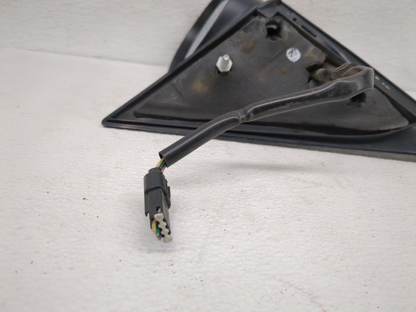 1999-2004 Ford Mustang Passenger Side View Mirror - Right Door Mirror OEM Used - Oemusedautoparts1.com