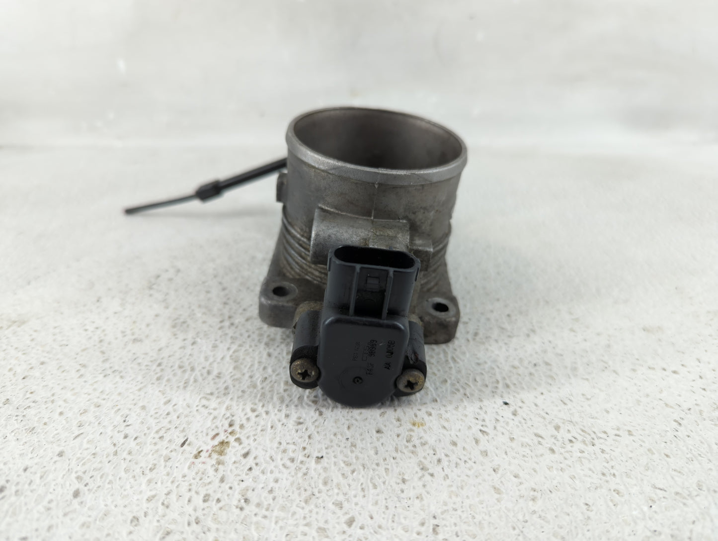2001 Ford Mustang Throttle Body Fits OEM Used Auto Parts - Oemusedautoparts1.com