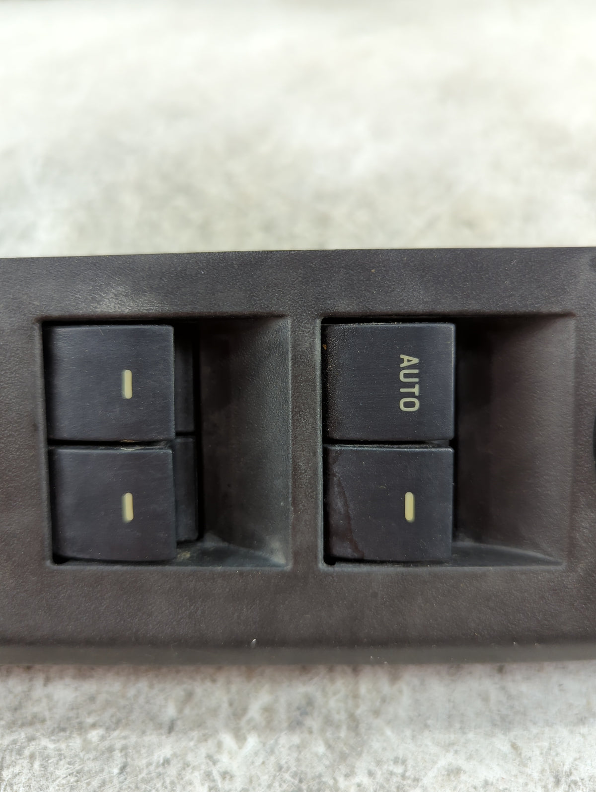 2001 Ford Mustang Master Power Window Switch Replacement Driver Side Left P/N:7E9T-14B678-AA3J A2881 Fits OEM Used Auto Part
