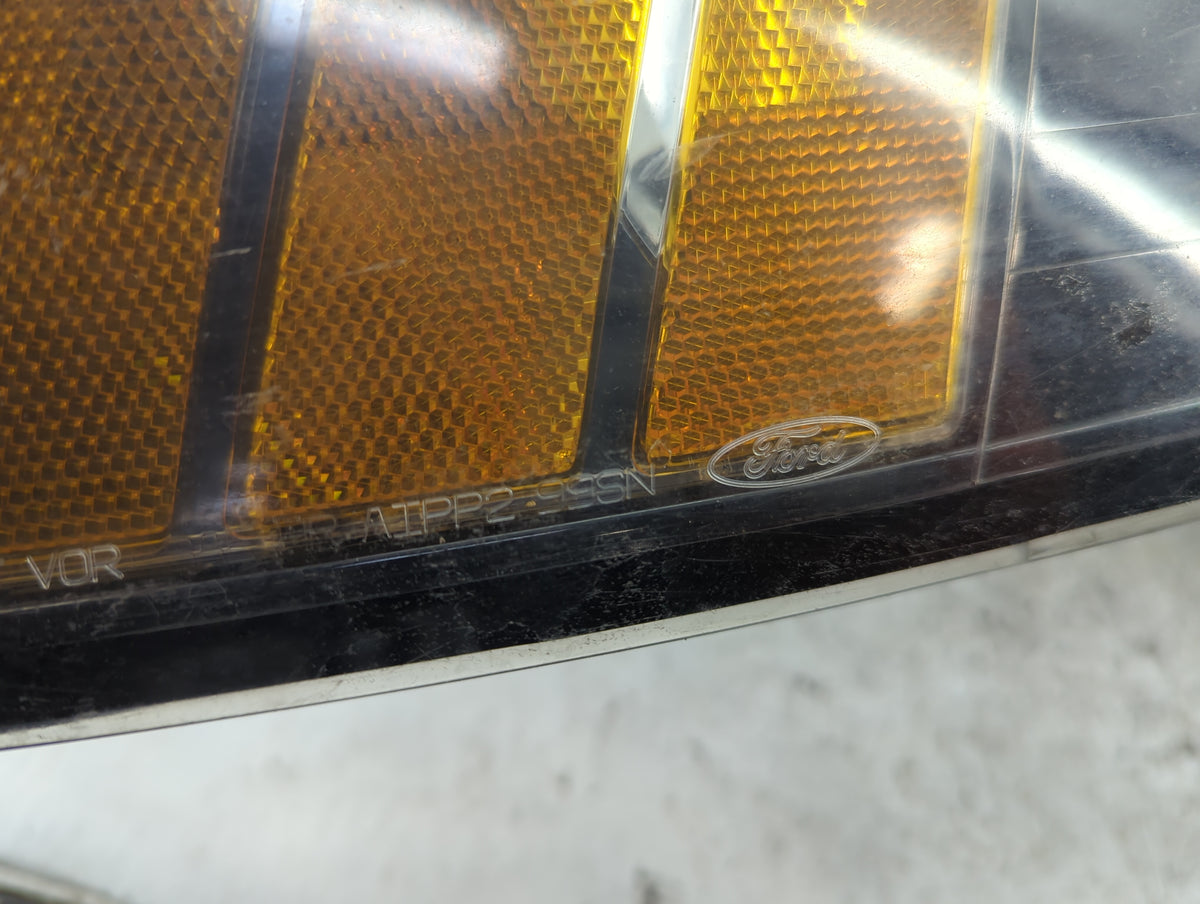 2001-2004 Ford Mustang Passenger Right Oem Head Light Headlight Lamp 1517774 - Oemusedautoparts1.com
