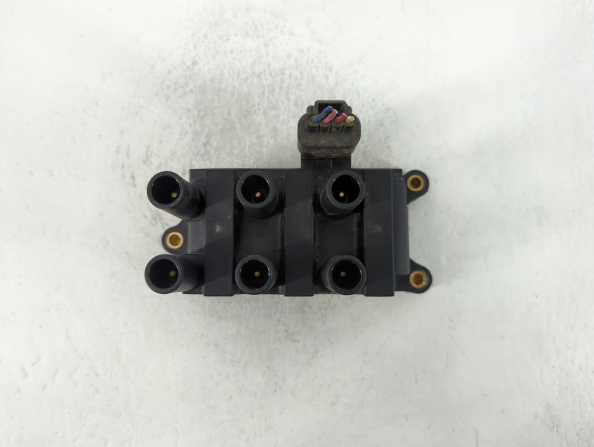 2001 Ford Mustang Engine Ignition Distributor OEM P/N:20006 C1312 Fits OEM Used Auto Parts - Oemusedautoparts1.com