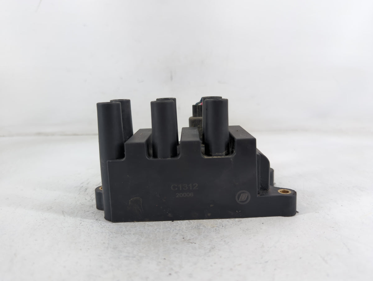 2001 Ford Mustang Engine Ignition Distributor OEM P/N:20006 C1312 Fits OEM Used Auto Parts - Oemusedautoparts1.com