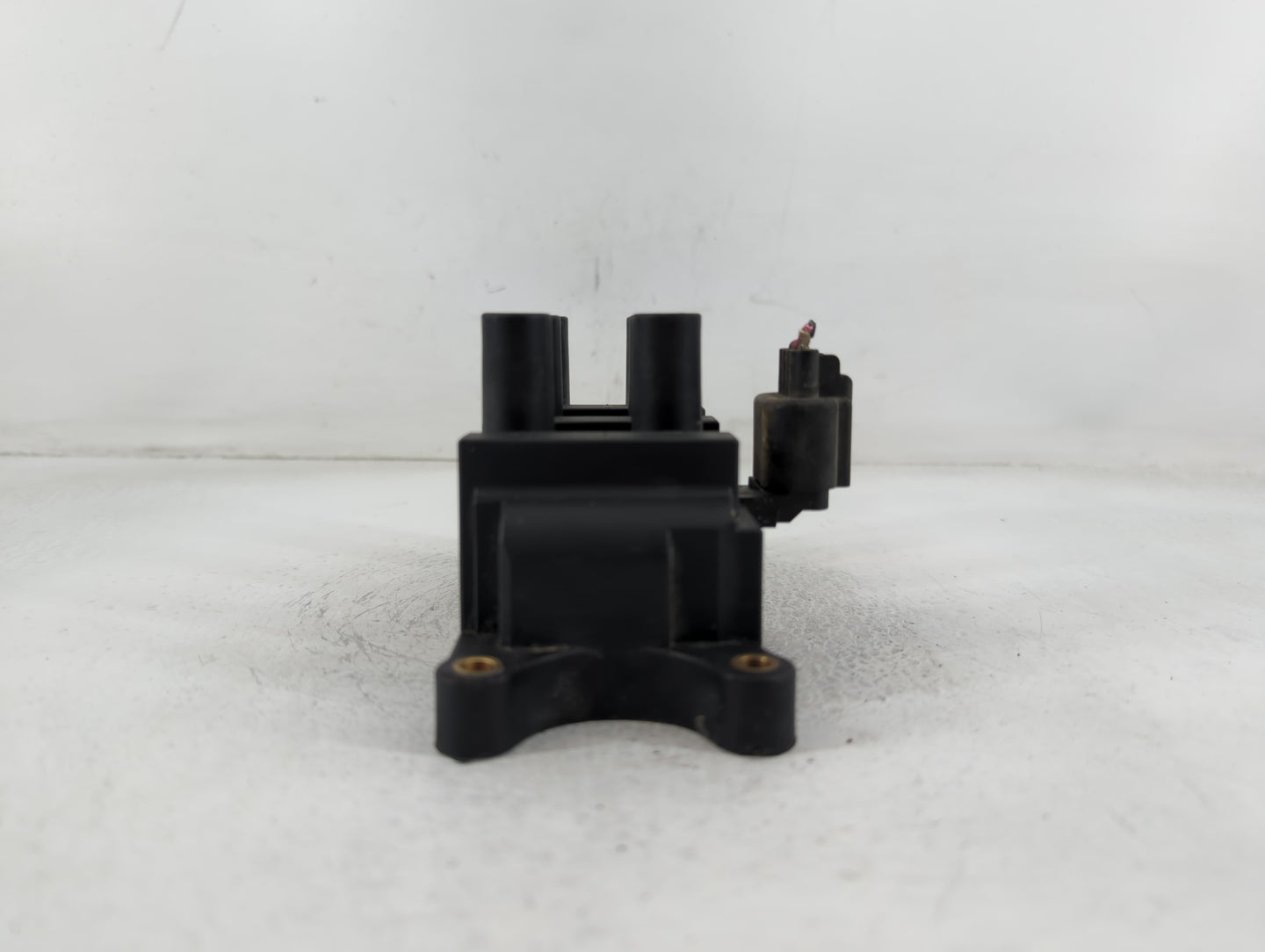2001 Ford Mustang Engine Ignition Distributor OEM P/N:20006 C1312 Fits OEM Used Auto Parts - Oemusedautoparts1.com