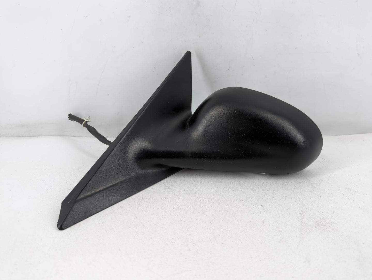 1999-2004 Ford Mustang Passenger Right Side View Manual Door Mirror - Oemusedautoparts1.com