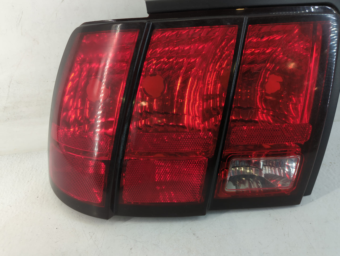 1999-2004 Ford Mustang Rear Center Lid Brake Light Tail Light Fits Fits 1999 2000 2001 2002 2003 2004 OEM Used Auto Parts - 