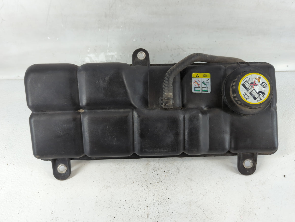 2001-2004 Ford Mustang Radiator Coolant Overflow Expansion Tank Bottle - Oemusedautoparts1.com