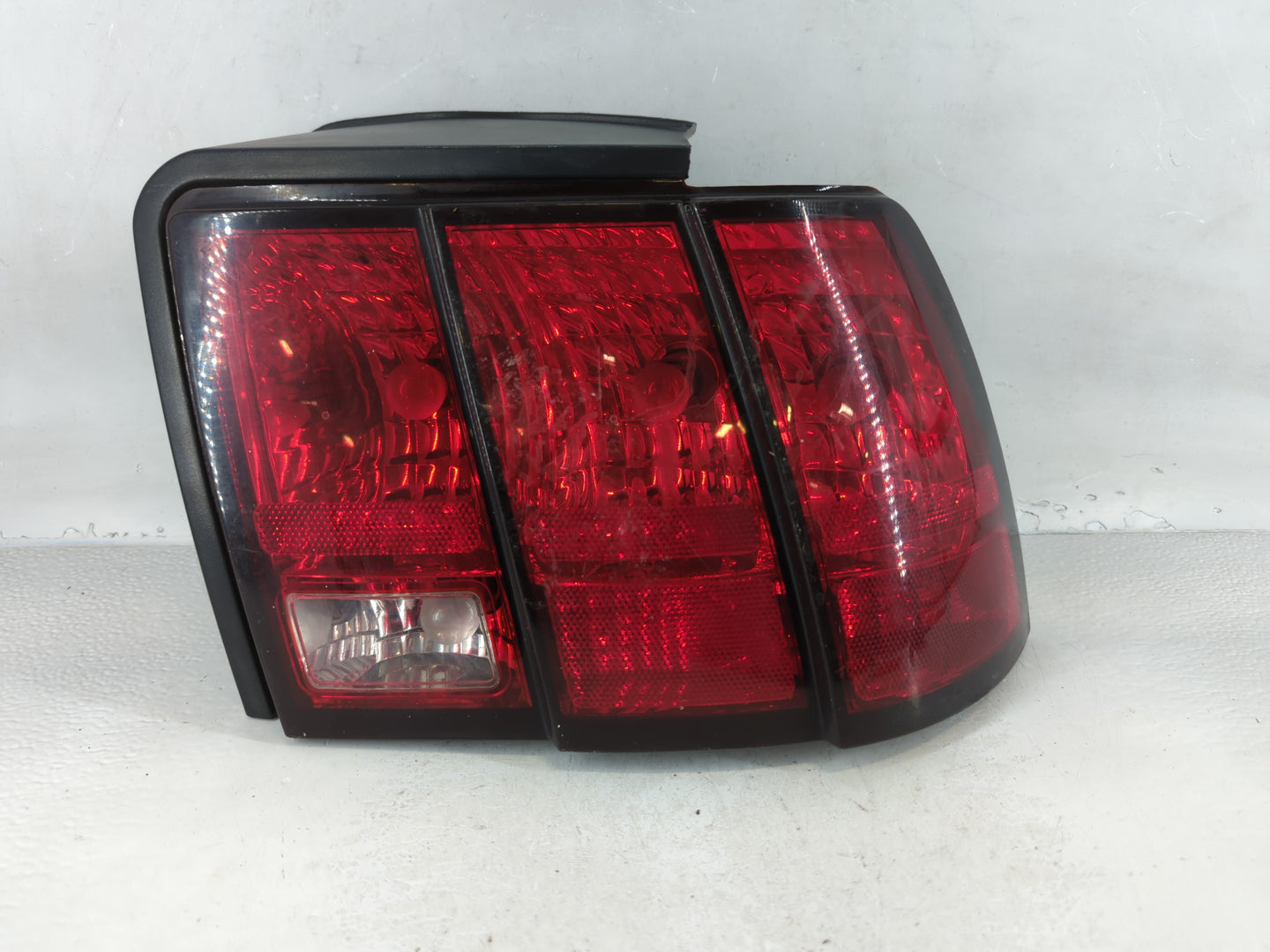 2001 Ford Mustang Tail Light Assembly Passenger Right OEM P/N:XR33-13B504-A Fits OEM Used Auto Parts - Oemusedautoparts1.com