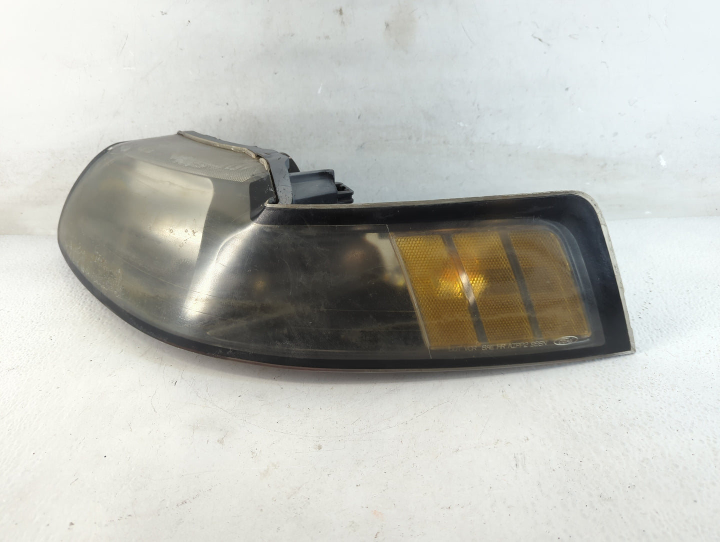 2001-2004 Ford Mustang Driver Left Oem Head Light Headlight Lamp - Oemusedautoparts1.com