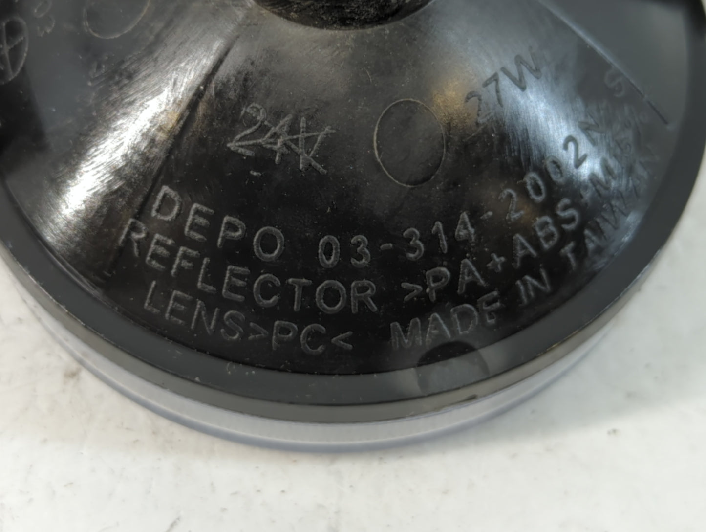 2001 Ford Mustang Driver Left Oem Front Light Lamp - Oemusedautoparts1.com