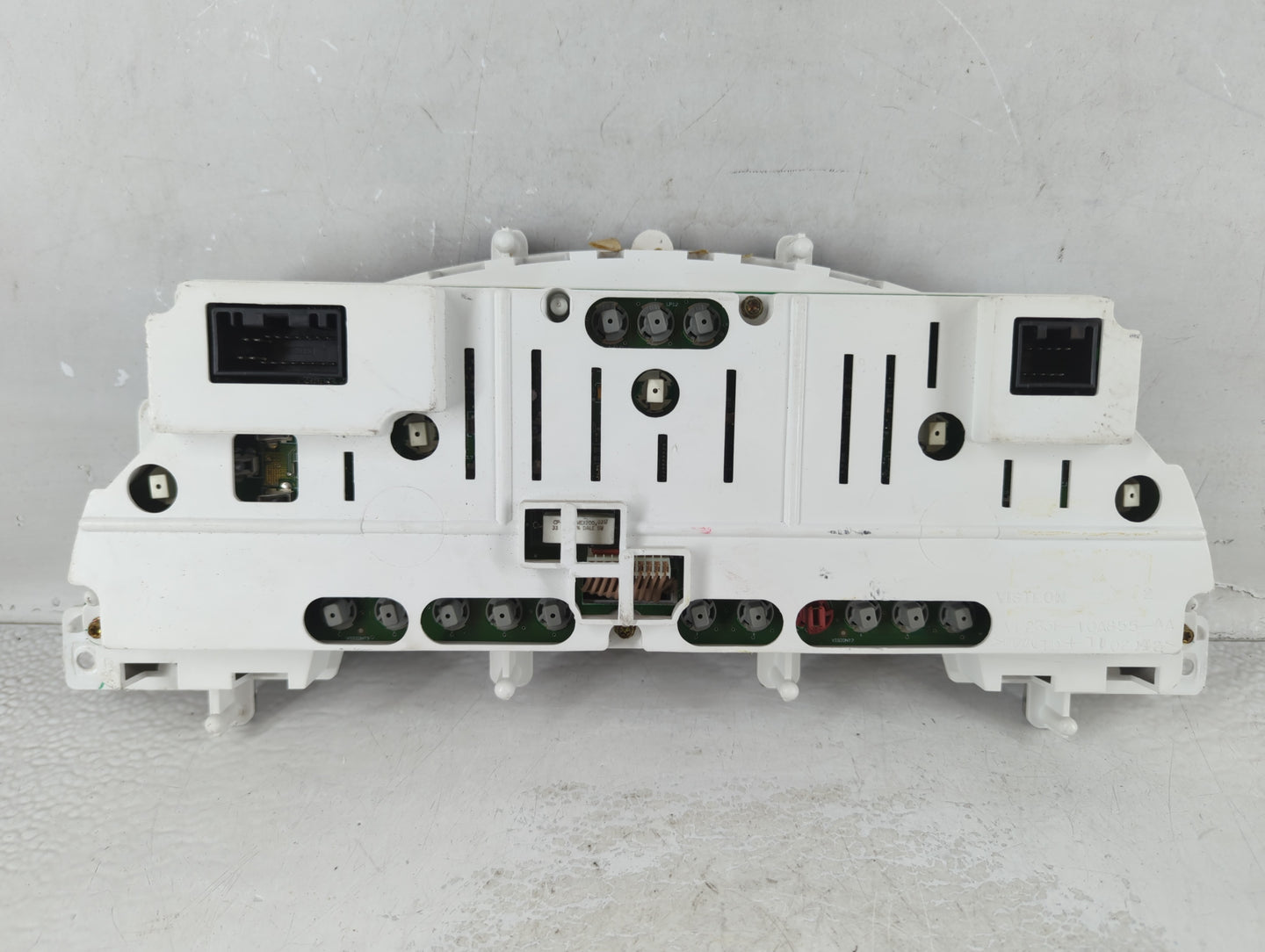 2001-2002 Ford Mustang Instrument Cluster Speedometer Gauges Fits Fits 2001 2002 OEM Used Auto Parts - Oemusedautoparts1.com