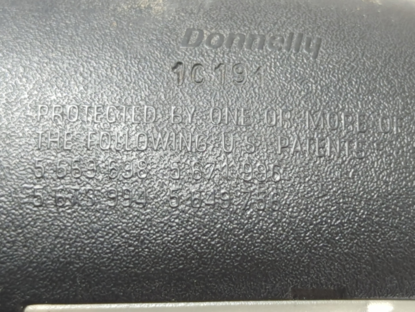 2001 Ford Mustang Interior Rear View Mirror Replacement OEM P/N:5 669 698 5 671 Fits OEM Used Auto Parts - Oemusedautoparts1