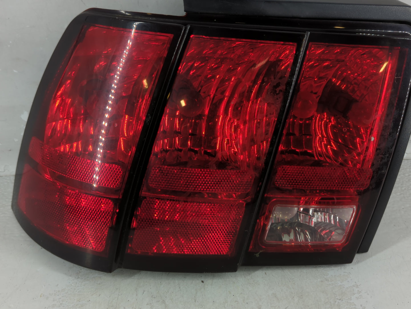 2001 Ford Mustang Tail Light Assembly Driver Left OEM Fits OEM Used Auto Parts - Oemusedautoparts1.com