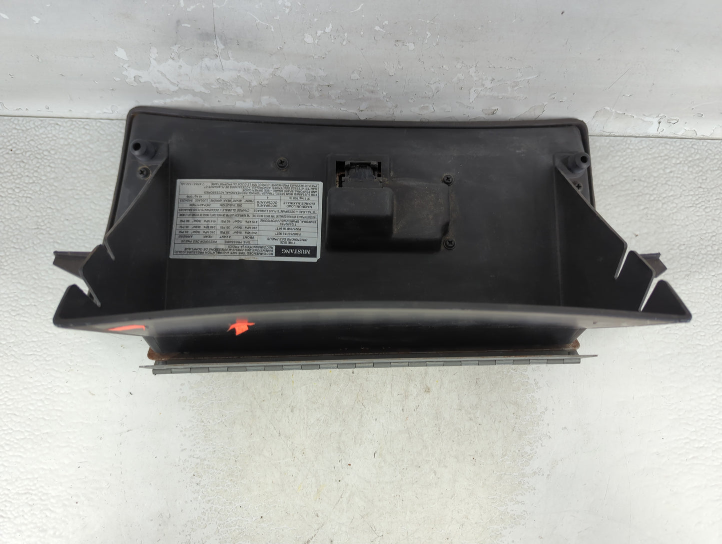 2001 Ford Mustang Passenger Glove Box Door Storage Compartment - Oemusedautoparts1.com