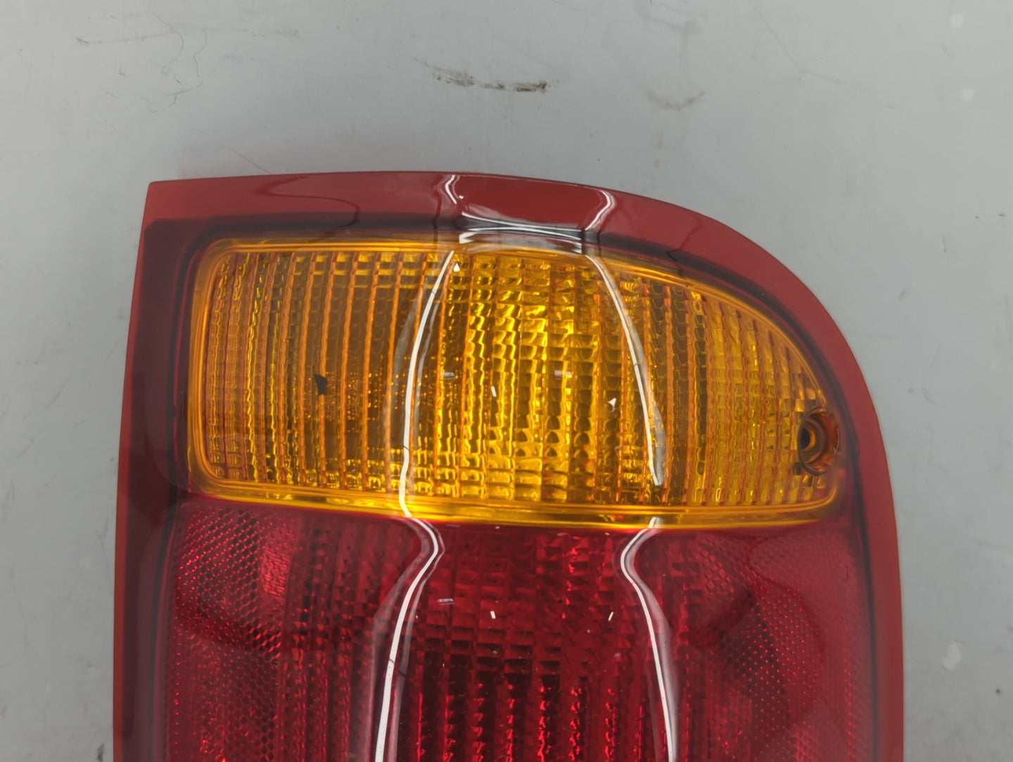 2001-2005 Ford Ranger Tail Light Assembly Passenger Right OEM P/N:F87X-13440-B Fits Fits 2001 2002 2003 2004 2005 OEM Used A