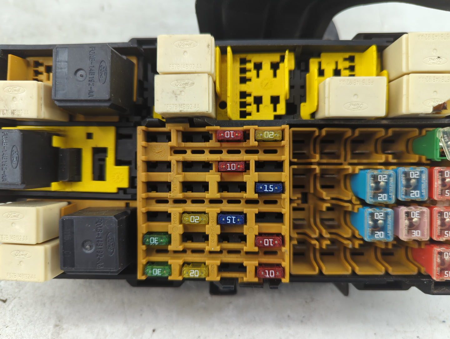 2000-2003 Ford Ranger Fusebox Fuse Box Panel Relay Module Fits Fits 2000 2001 2002 2003 OEM Used Auto Parts - Oemusedautopar