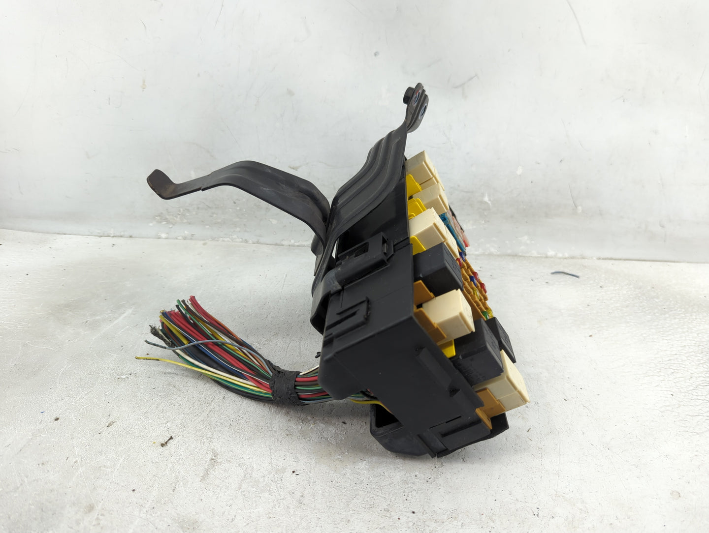 2000-2003 Ford Ranger Fusebox Fuse Box Panel Relay Module Fits Fits 2000 2001 2002 2003 OEM Used Auto Parts - Oemusedautopar