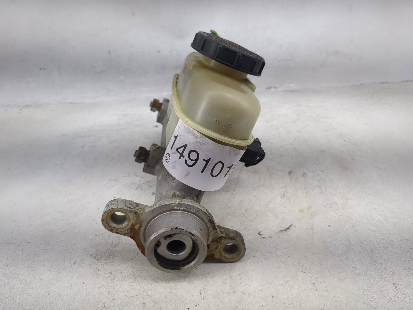 2001-2003 Ford Ranger Brake Master Cylinder 1491015 - Oemusedautoparts1.com