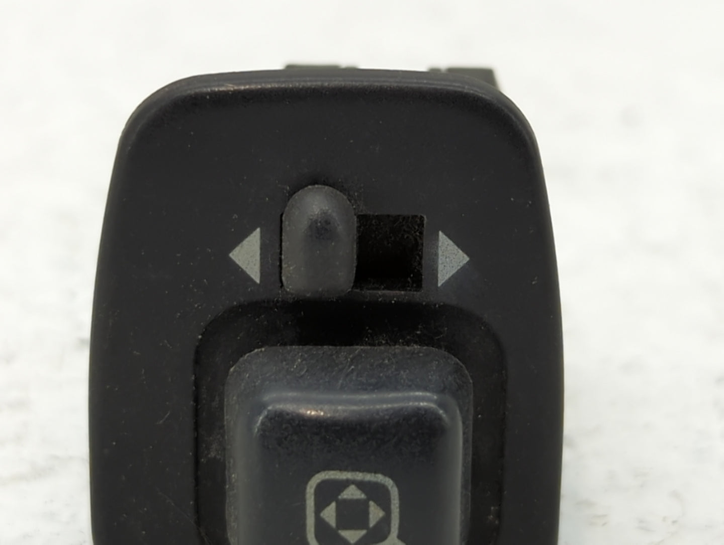 1995-2007 Ford Ranger Master Power Window Switch Replacement Driver Side Left P/N:F57B-17B676-AB Fits OEM Used Auto Parts - 