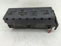 2000-2001 Ford Taurus Fusebox Fuse Box Panel Relay Module Fits Fits 2000 2001 OEM Used Auto Parts - Oemusedautoparts1.com