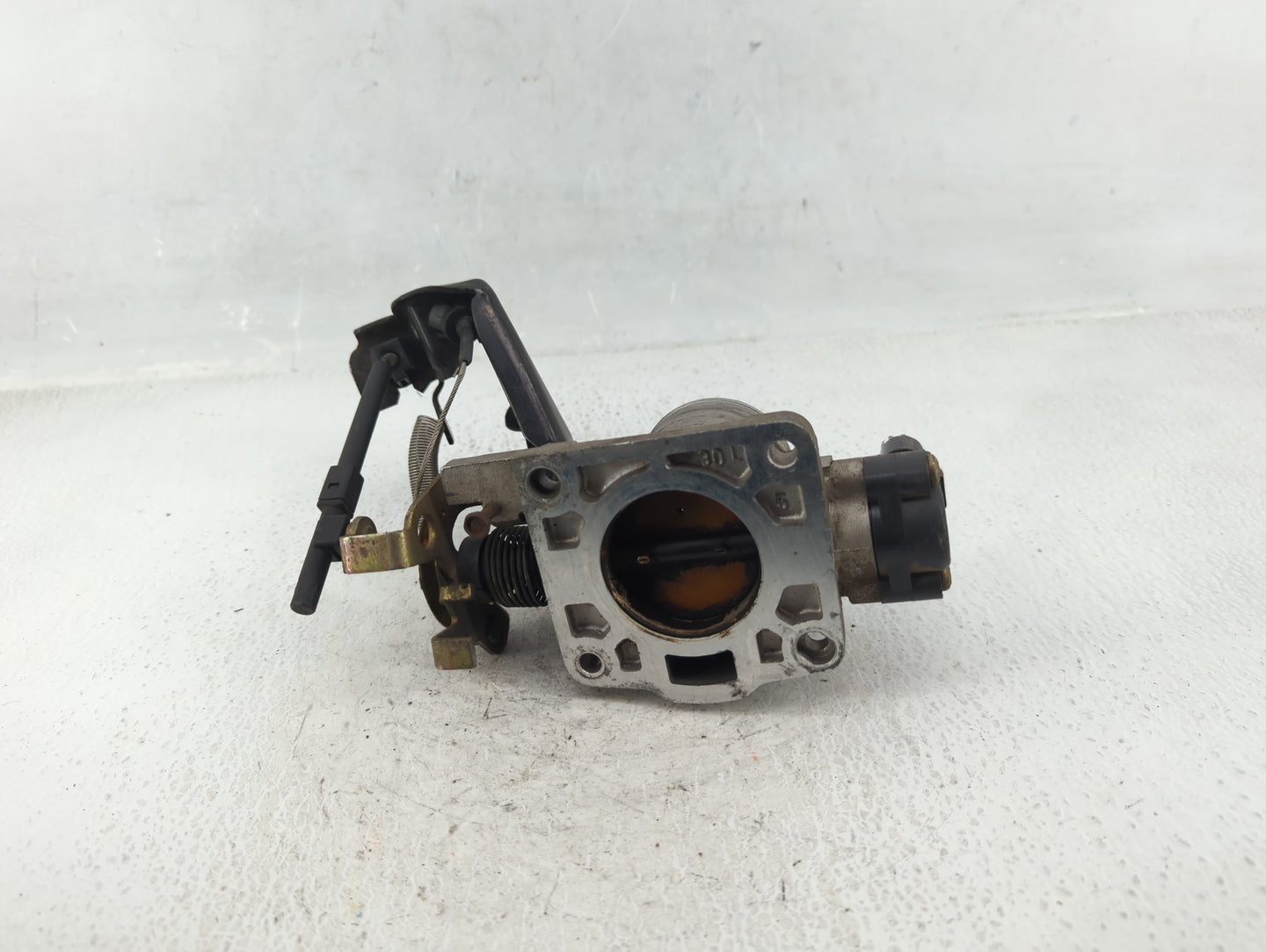 2000-2003 Ford Taurus Throttle Body Fits Fits 2000 2001 2002 2003 OEM Used Auto Parts - Oemusedautoparts1.com
