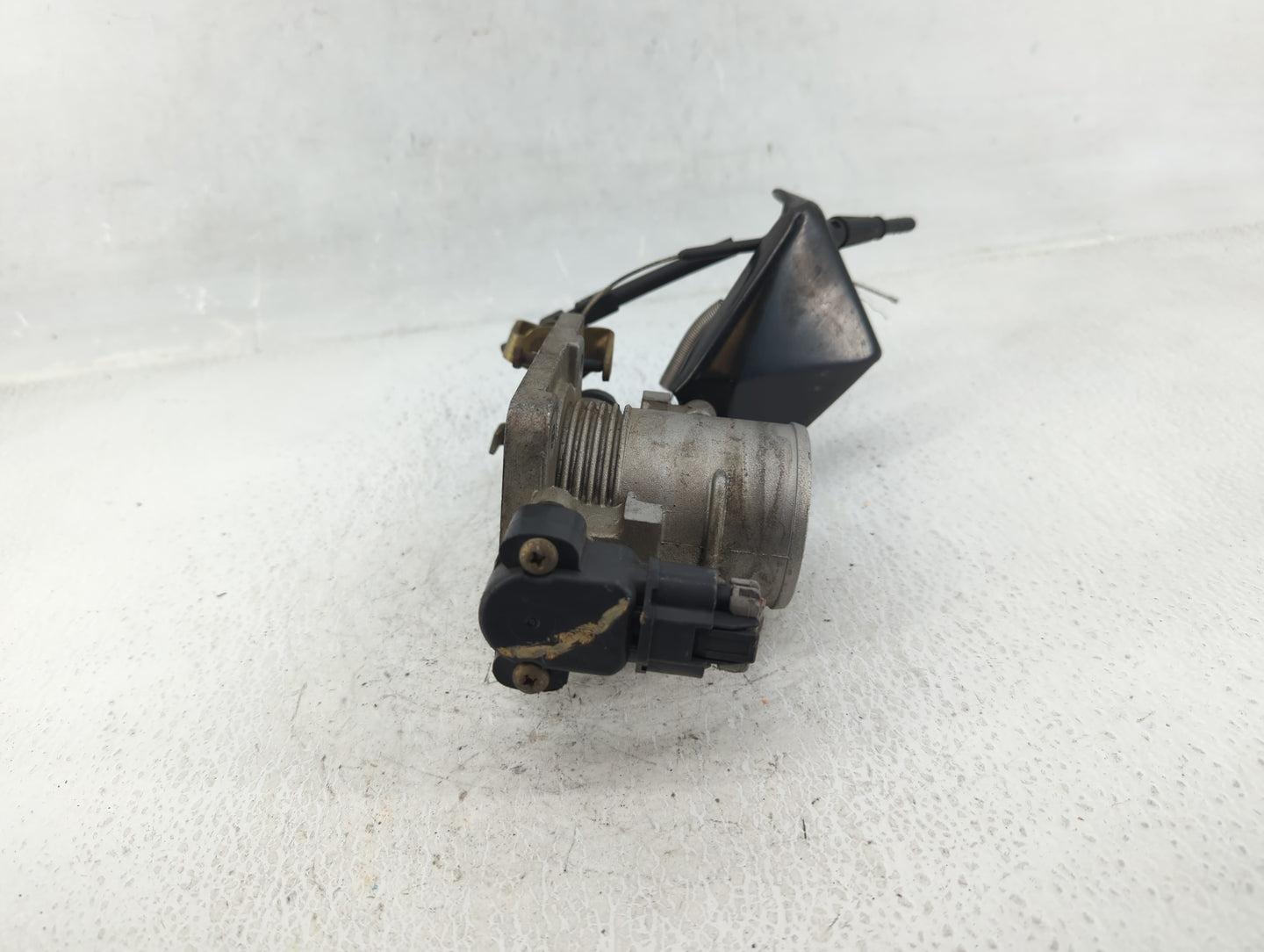 2000-2003 Ford Taurus Throttle Body Fits Fits 2000 2001 2002 2003 OEM Used Auto Parts - Oemusedautoparts1.com