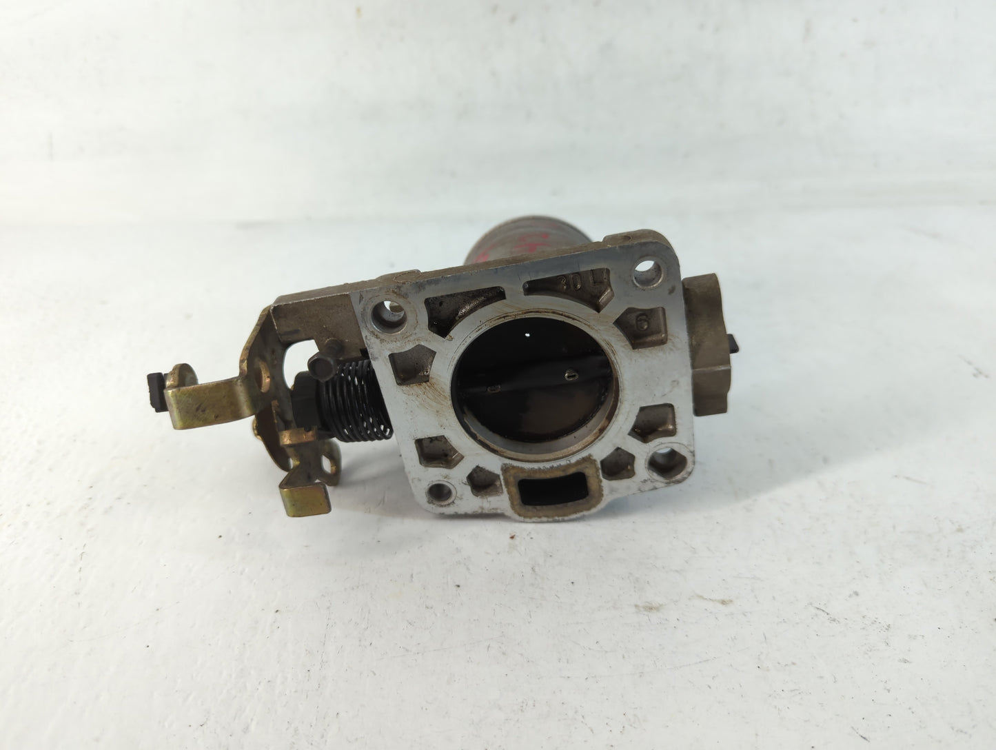 2000-2003 Ford Taurus Throttle Body P/N:1F1U-AA Fits Fits 2000 2001 2002 2003 OEM Used Auto Parts - Oemusedautoparts1.com