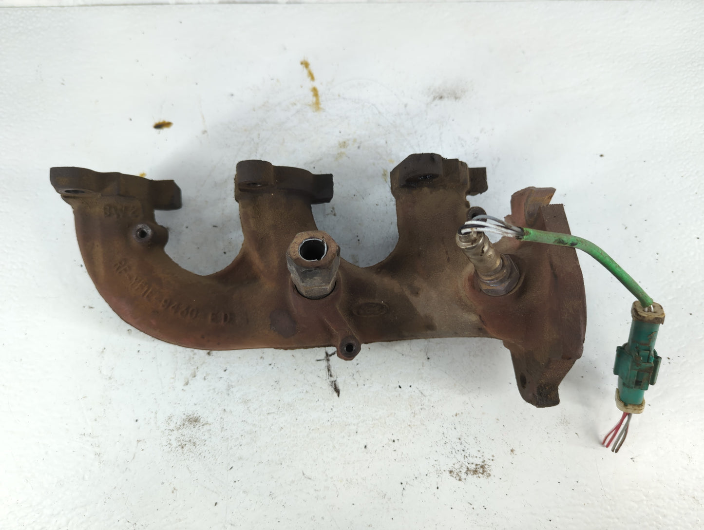 2001-2002 Ford Taurus Turbocharger Exhaust Manifold With Turbo Charger - Oemusedautoparts1.com