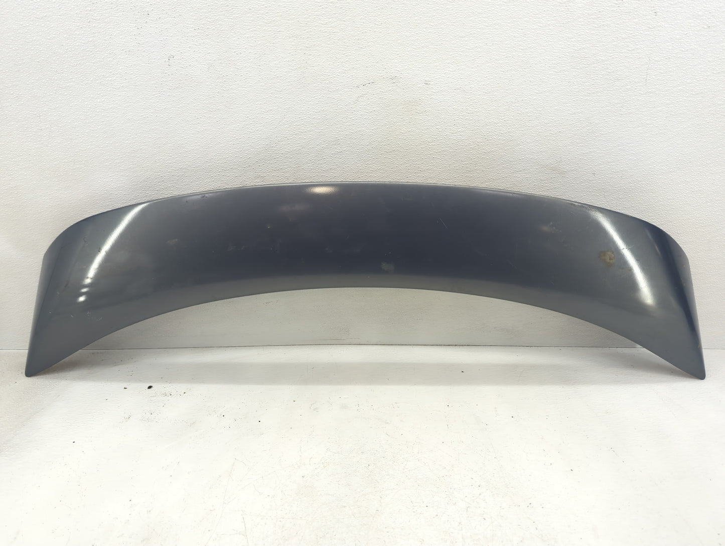 2000-2007 Ford Taurus Rear Spoiler Oem 926931 - Oemusedautoparts1.com
