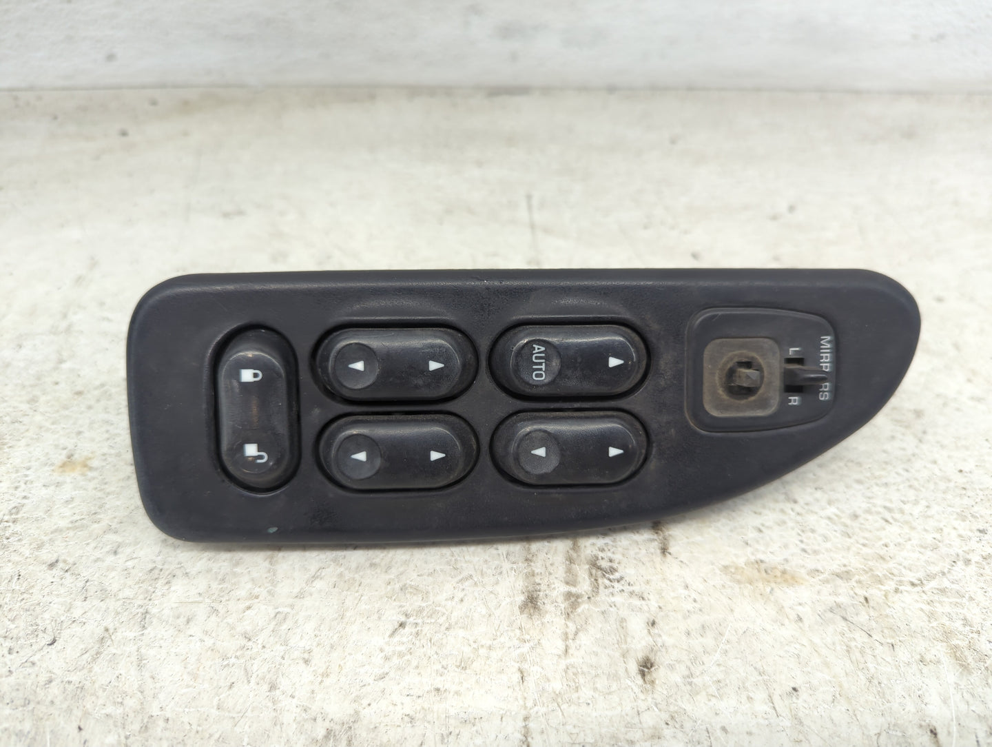2000-2003 Ford Windstar Master Power Window Switch Replacement Driver Side Left Fits Fits 2000 2001 2002 2003 OEM Used Auto 