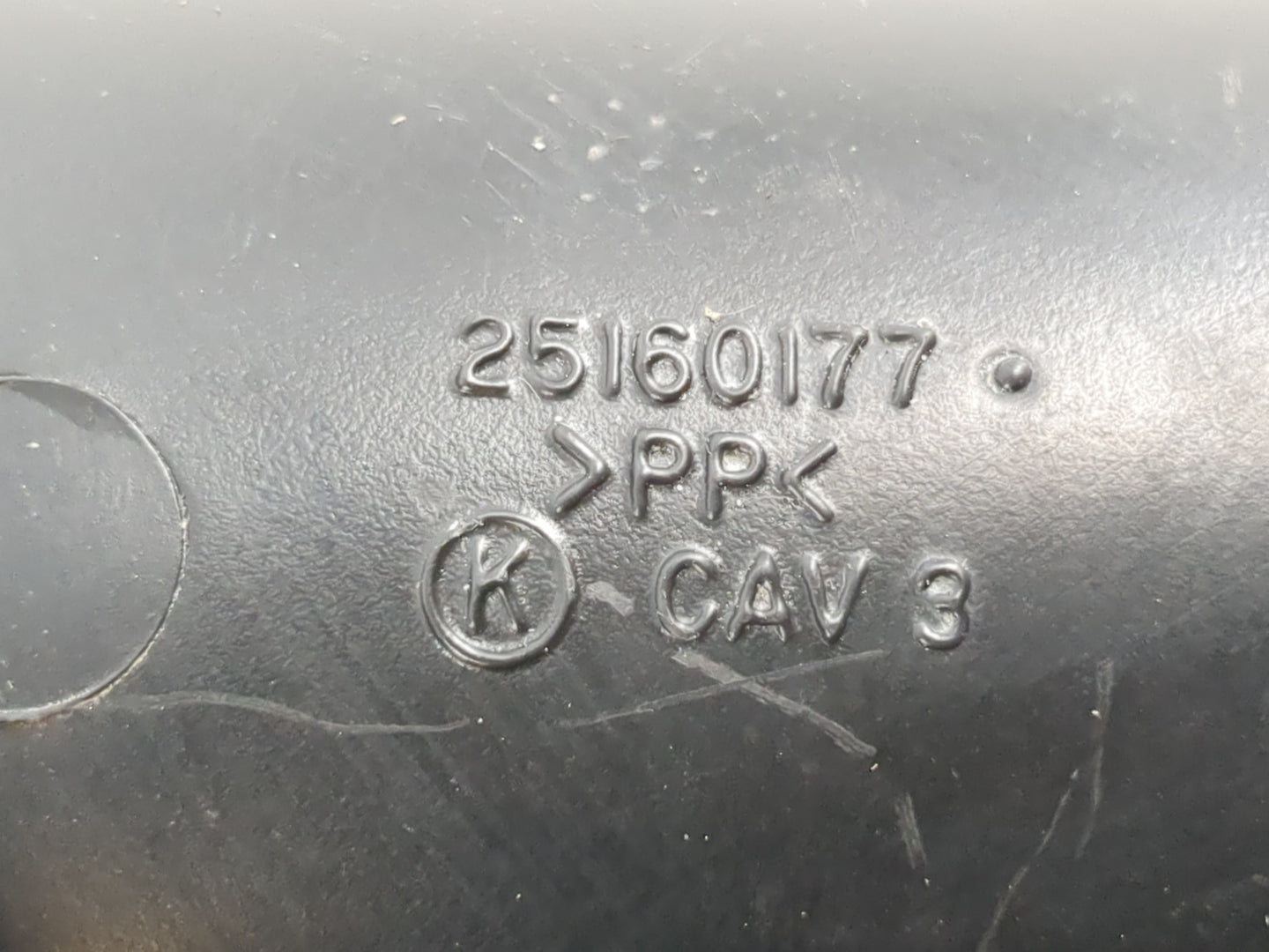 Gmc Chevrolet Air Cleaner Intake-duct Hose Tube - Oemusedautoparts1.com