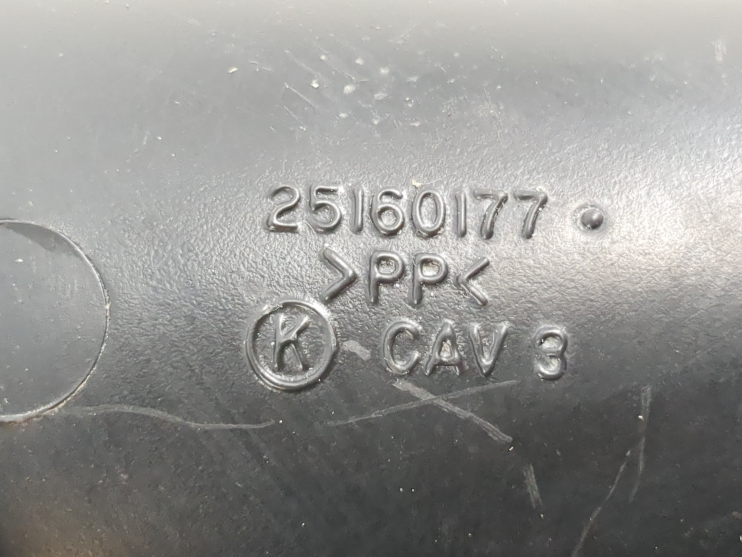 Gmc Chevrolet Air Cleaner Intake-duct Hose Tube - Oemusedautoparts1.com