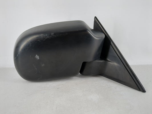 Gmc Chevrolet Passenger Right Side View Manual Door Mirror Black - Oemusedautoparts1.com