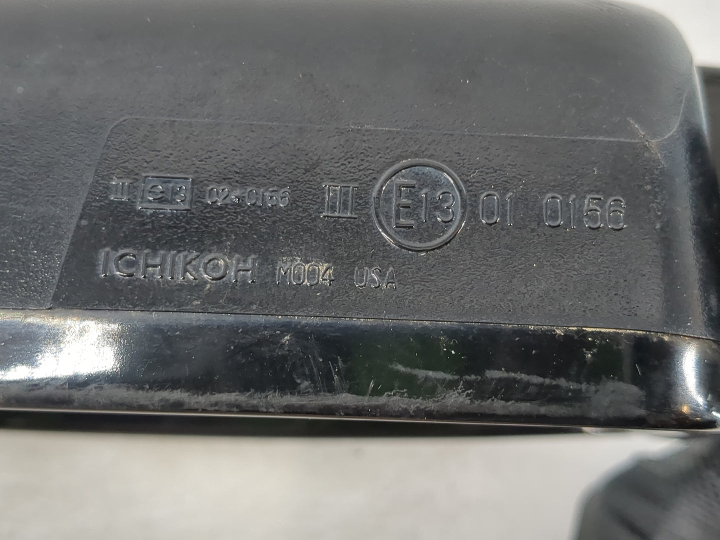 Gmc Chevrolet Passenger Right Side View Manual Door Mirror Black - Oemusedautoparts1.com