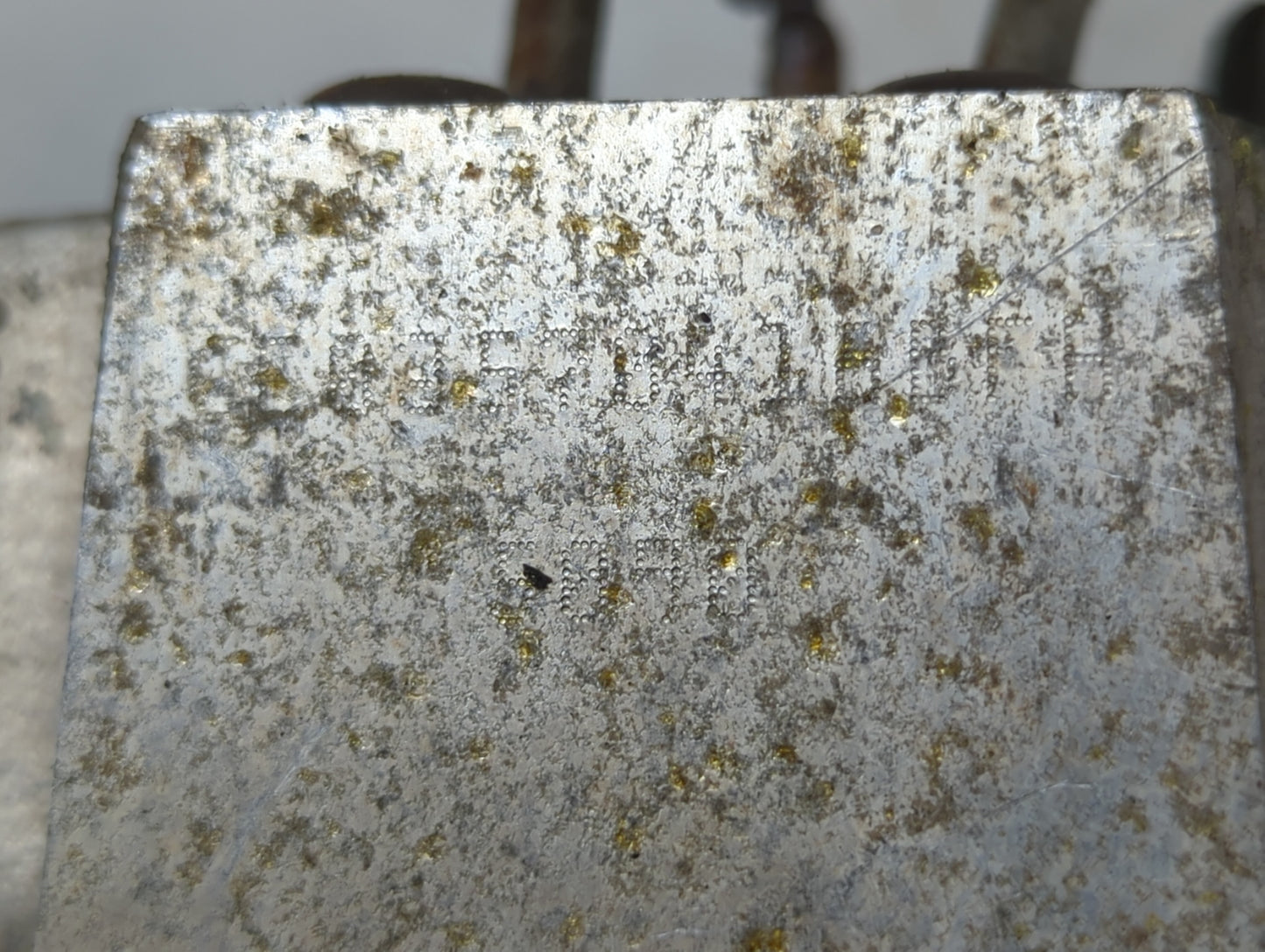 2001 Gmc Envoy ABS Pump Control Module Replacement P/N:G60U41Y Fits OEM Used Auto Parts - Oemusedautoparts1.com