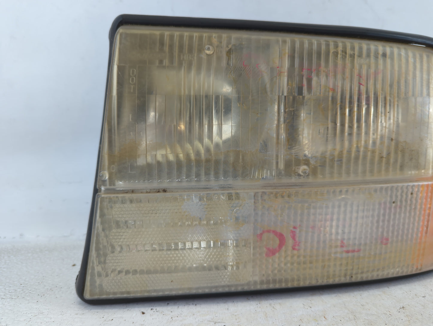 Gmc Jimmy Driver Left Oem Head Light Headlight Lamp - Oemusedautoparts1.com