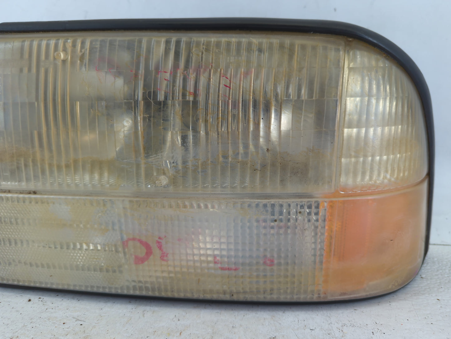 Gmc Jimmy Driver Left Oem Head Light Headlight Lamp - Oemusedautoparts1.com